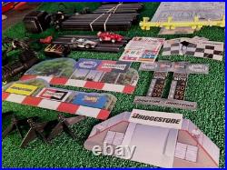 Formula World Tour Mattel Hot Wheels F1 Race Set With2 track tested Cars Formula World Tour Mattel Hot Wheels F1 Race Set With2 track tested Cars