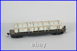 HO scale train set (Freight cars, Passenger cars, Engines and Track)