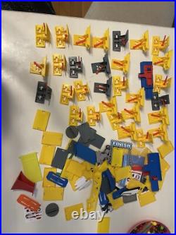 HOT WHEELS WALL TRACKS LOT with Starter+add on sets COMPLETE (no cars see desc.) HOT WHEELS WALL TRACKS LOT with Starter+add on sets COMPLETE (no cars see desc.)