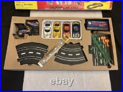 Hot Speed King 3000 Champions Battery Operated Track Racing Series Slot Car Set