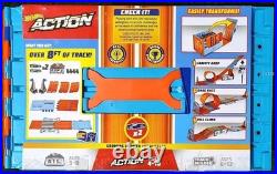Hot Wheels 3 Unique Racing Challenges in the Race Crate Track Set with 2 Cars