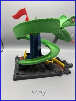 Hot Wheels 4 Track Set Bundle City Cobra, Mega Car Wash, Tire Shop, Turbo Jet