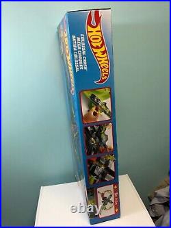 Hot Wheels Action Colossal Crash Race Car Track Set Brand New In Box Canadian
