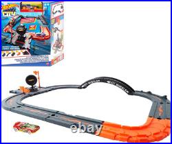 Hot Wheels City Track Pack, 10 Piece Set Includes Track Base & Various Track Pie