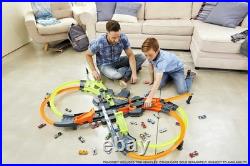 Hot Wheels Colossal Crash Track Set