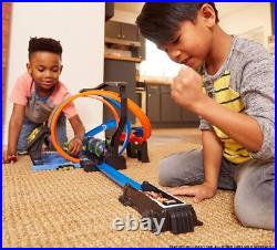 Hot Wheels Corkscrew Crash Track Set Hot Wheels Corkscrew Crash Track Set
