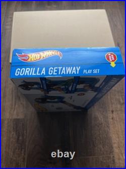 Hot Wheels DLG52 Gorilla Getaway Track Set & Yellow / Clear Car RARE 2015 NEW Hot Wheels DLG52 Gorilla Getaway Track Set & Yellow / Clear Car RARE 2015 NEW