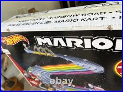 Hot Wheels GXX41-Mario Kart Rainbow Road Track Set