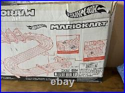 Hot Wheels GXX41-Mario Kart Rainbow Road Track Set