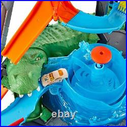 Hot Wheels Gator Car Wash Play Set Crank Elevator Color Change Crazy Track Water