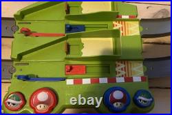Hot Wheels Mario Kart Circuit Track, Piranha Plant & Thwomp Exp Tracks + 8 Cars Hot Wheels Mario Kart Circuit Track, Piranha Plant & Thwomp Exp Tracks + 8 Cars