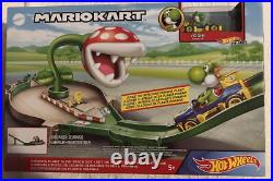 Hot Wheels Mario Kart Circuit Track, Piranha Plant & Thwomp Exp Tracks + 8 Cars Hot Wheels Mario Kart Circuit Track, Piranha Plant & Thwomp Exp Tracks + 8 Cars