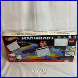 Hot Wheels Mario Kart Rainbow Road 8-Ft Track Set, Multicolor