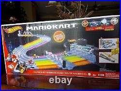 Hot Wheels Mario Kart Rainbow Road Raceway Race Track Set BRAND NEW & IN HAND