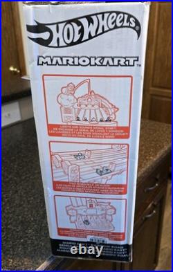 Hot Wheels Mario Kart Rainbow Road Raceway Track Set Hot Wheels Mario Kart Rainbow Road Raceway Track Set