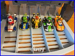 Hot Wheels Mario Kart Rainbow Road Raceway Track Set Complete & Great Condition