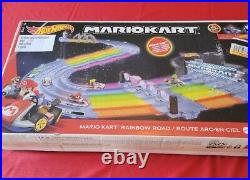 Hot Wheels Mario Kart Rainbow Road Raceway Track Set. FAST SHIP