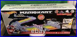 Hot Wheels Mario Kart Rainbow Road Raceway Track Set Lights & Sounds Sealed