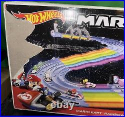Hot Wheels Mario Kart Rainbow Road Raceway Track Set Lights & Sounds Sealed