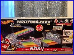 Hot Wheels Mario Kart Rainbow Road Track Set. All pieces / New condition