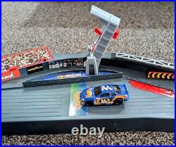 Hot Wheels NASCAR Superspeedway Set 1998 Motorized X-V Racers 23260