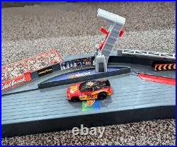 Hot Wheels NASCAR Superspeedway Set 1998 Motorized X-V Racers 23260