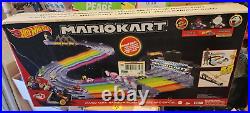 Hot Wheels Nintendo Mario Kart Rainbow Road Raceway Race Track