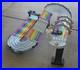 Hot-Wheels-Nintendo-Mario-Kart-Rainbow-Road-Raceway-Track-Set-01-dti