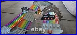 Hot Wheels Nintendo Mario Kart Rainbow Road Raceway Track Set Hot Wheels Nintendo Mario Kart Rainbow Road Raceway Track Set