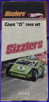 Hot Wheels Sizzlers Giant O Race Set Fat Track 2006 MIB/Never Opened Hot Wheels Sizzlers Giant O Race Set Fat Track 2006 MIB/Never Opened