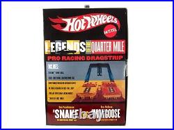 Hot Wheels Slot Car Racing Set Snake v. Mongoose 13 Foot Slot Race Track