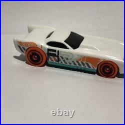 Hot Wheels Starlight White from 2021 from 2021 Track Builder Set- LOOSE