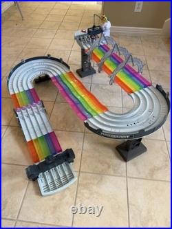 Hot Wheels Super Mario Kart Rainbow Road Raceway Track Set Complete with 5 Cars
