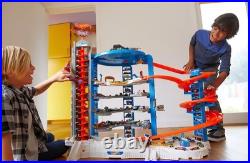 Hot Wheels Super Ultimate Garage Track Set With 4 164 Scale Cars Over 3-Feet