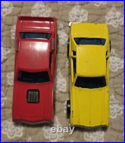 Hot Wheels Thundershift 500 Race Set MPN 7663 with 2 Cars & Track Pieces