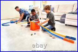 Hot Wheels Toy Car Track Builder Playset, Deluxe Stunt Box with 25 Component