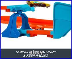 Hot Wheels Toy Car Track Set, Deluxe Building Box with Motorized Booster, 1