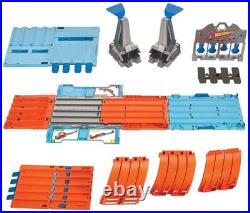 Hot Wheels Toy Car Track Set, Race Crate Transforms into 3 Different Builds Hot Wheels Toy Car Track Set, Race Crate Transforms into 3 Different Builds