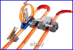 Hot Wheels Toy Car Track Set, Track Builder Playset Total Turbo Takeover with 1