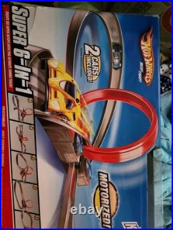Hot Wheels Track Builder System Race Super 6-in-1 Set New With 2 Cars