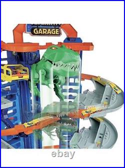 Hot Wheels Track Set Ultimate Garage Toy Vehicle Play set With Moving T-Rex New