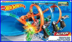 Hot Wheels Track Set and Toy Car, Large-Scale Motorized Track with 3 Corkscrew L