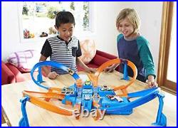 Hot Wheels Track Set with 164 Scale Toy Car 4 Intersections for Crashing Powe
