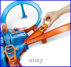 Hot Wheels Track Set with 164 Scale Toy Car, 4 Intersections for Crashing, Powe
