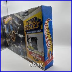 Hot Wheels Wall Tracks Starter Set Batman Dark Knight Edition Brand New Seale