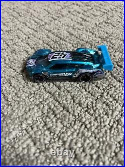 Hot Wheels id Smart Track Starter Kit /W 6 Extra New Cars 1 Used Read Hot Wheels id Smart Track Starter Kit /W 6 Extra New Cars 1 Used Read