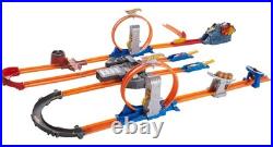 Hot wheels track builder total turbo takeover set, motorized playset with loops