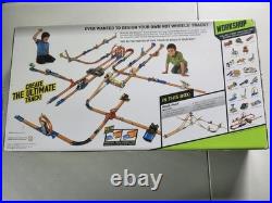 Hotwheels 2014 Workshop TRACK BUILDER Mega Pack with +40ft Of Track and 5 Cars