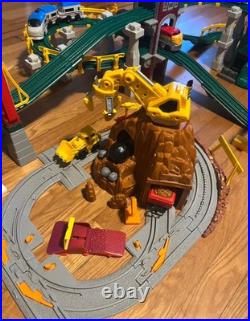 Huge Geo Trax Lot Train Cars Buildings Tracks Accessories