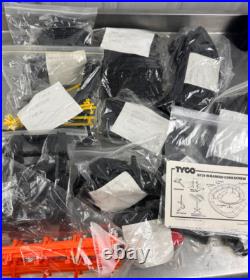 Huge Tyco Slot Car Track Pieces Several Sets HO Scale Loops Curves Straight Lot Huge Tyco Slot Car Track Pieces Several Sets HO Scale Loops Curves Straight Lot